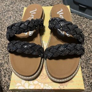 Very G Nalani Black Footwear